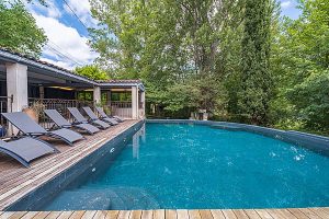 Intendance piscine location courte duree Occitanie